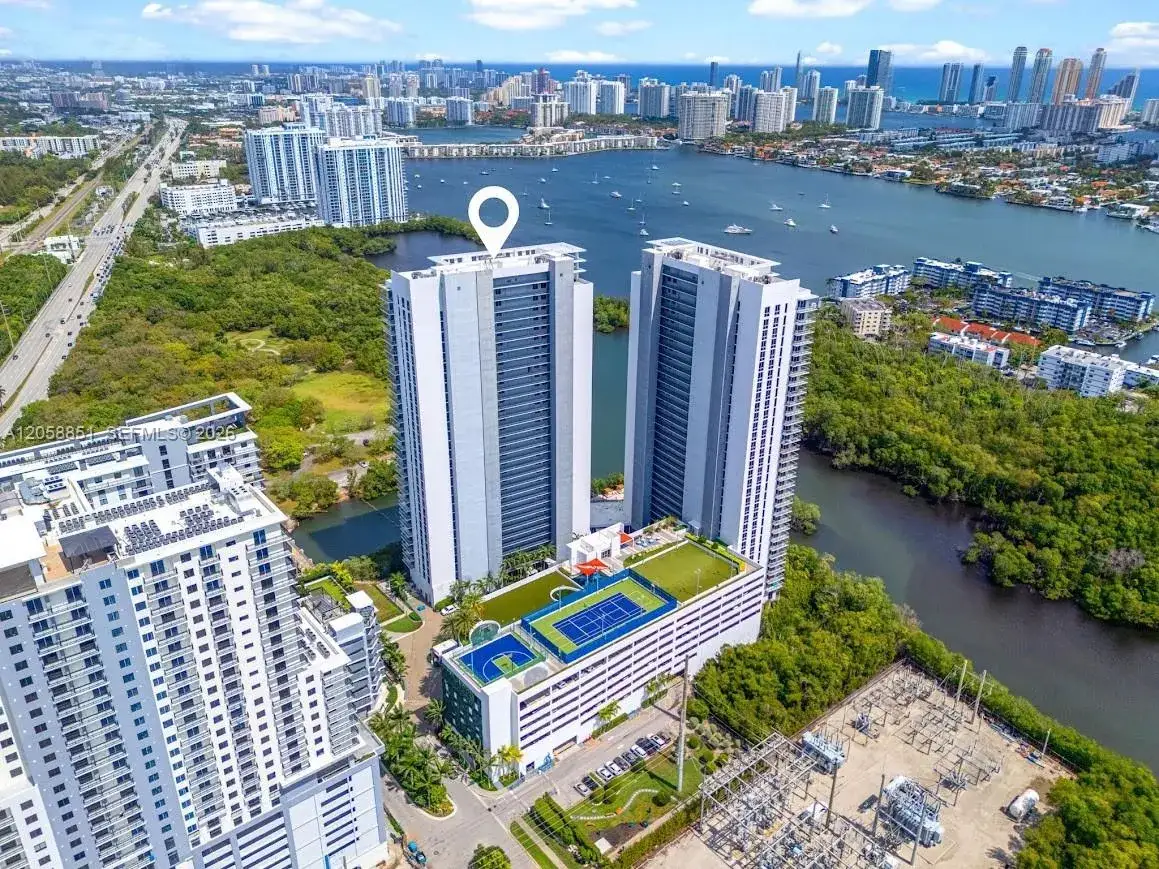 16385 Biscayne Blvd # 3201, North Miami Beach FL 33160