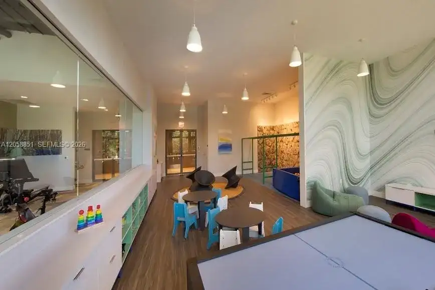 16385 Biscayne Blvd # 3201, North Miami Beach FL 33160 photo 5