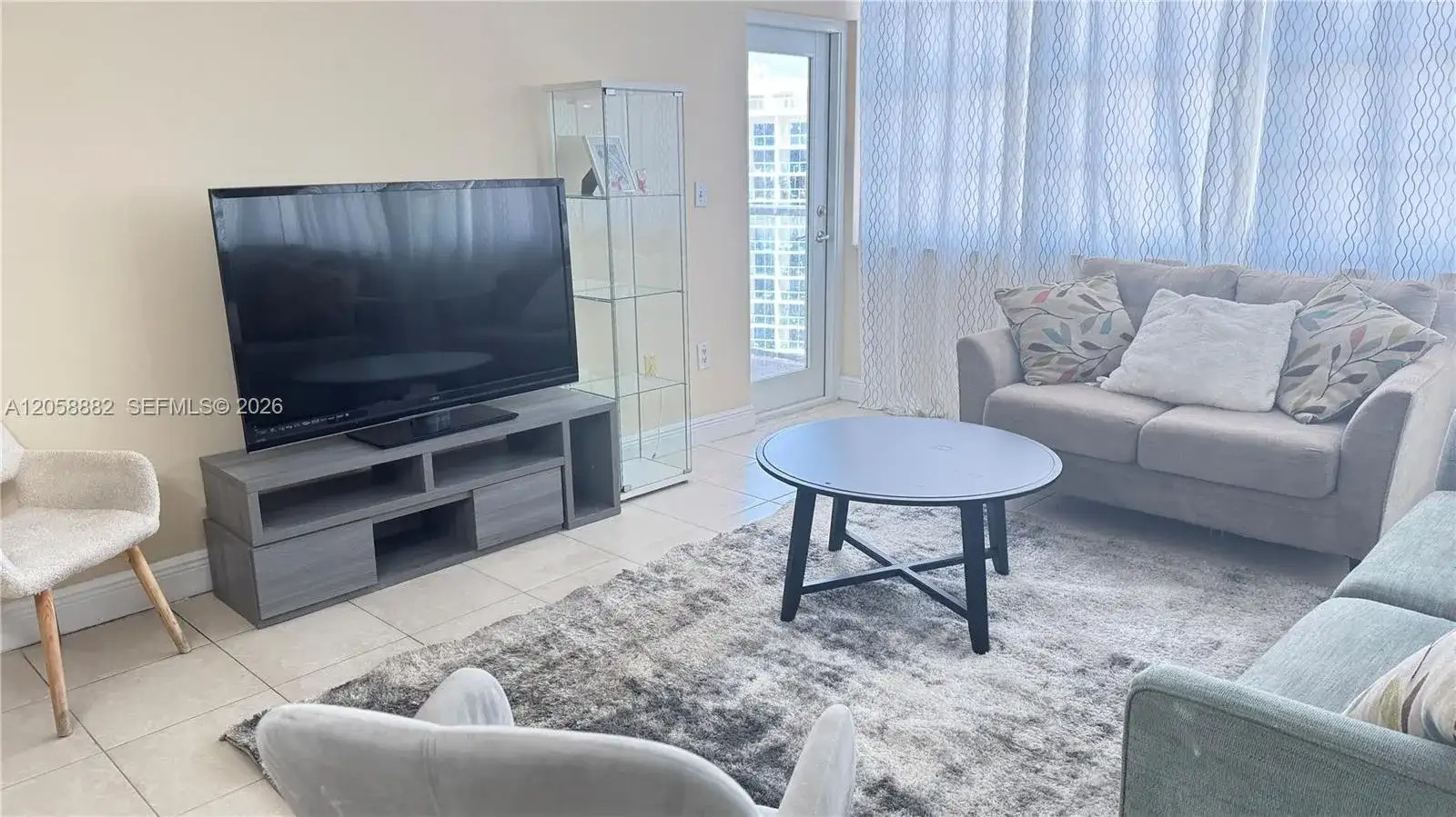 1301 NE Miami Gardens Dr # 1611W, Miami FL 33179 photo 4