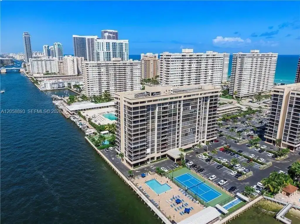 2049 S Ocean Dr # 702, Hallandale Beach FL 33009