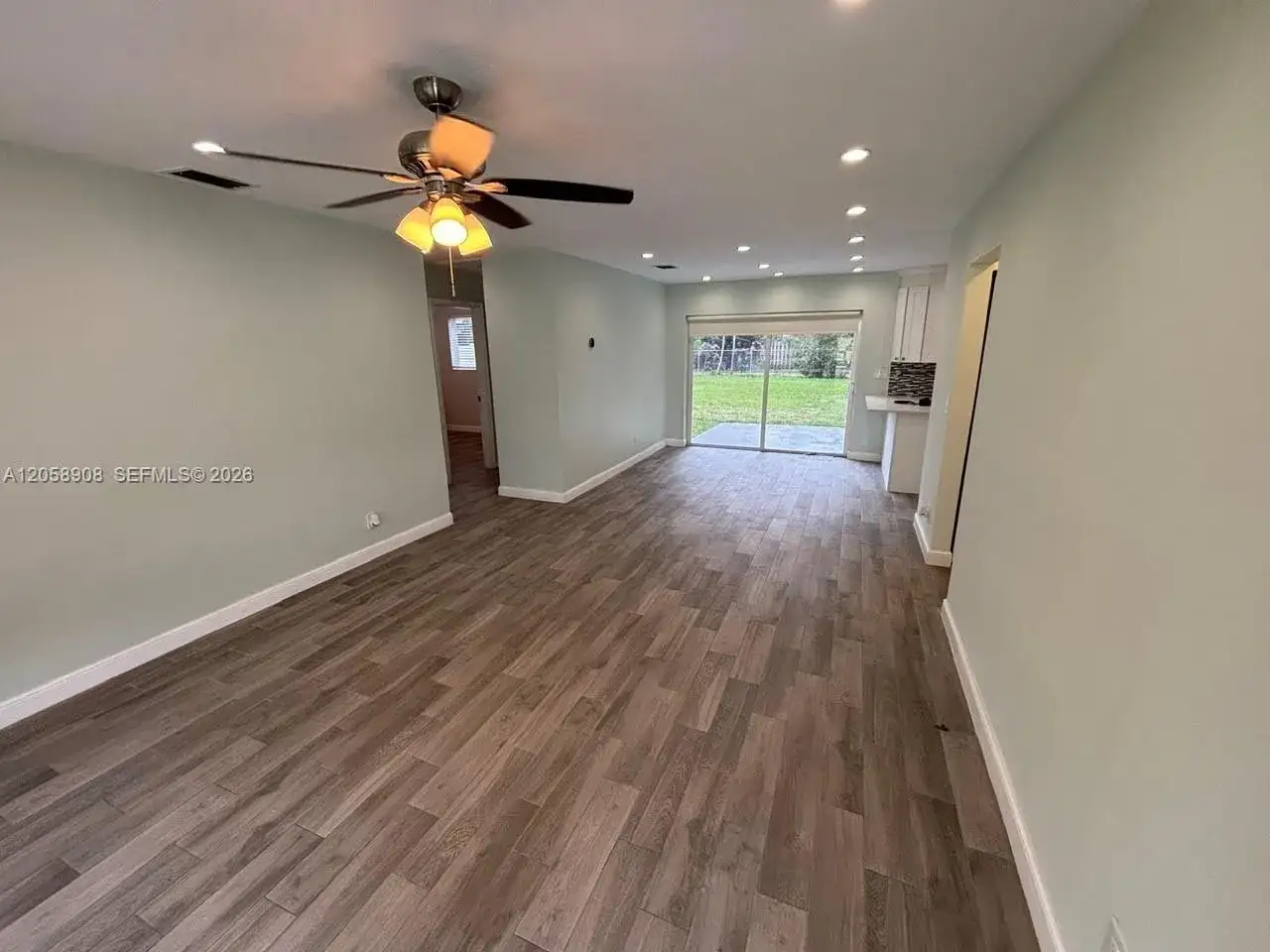 1426 Arthur St # 1426, Hollywood FL 33020 photo 2