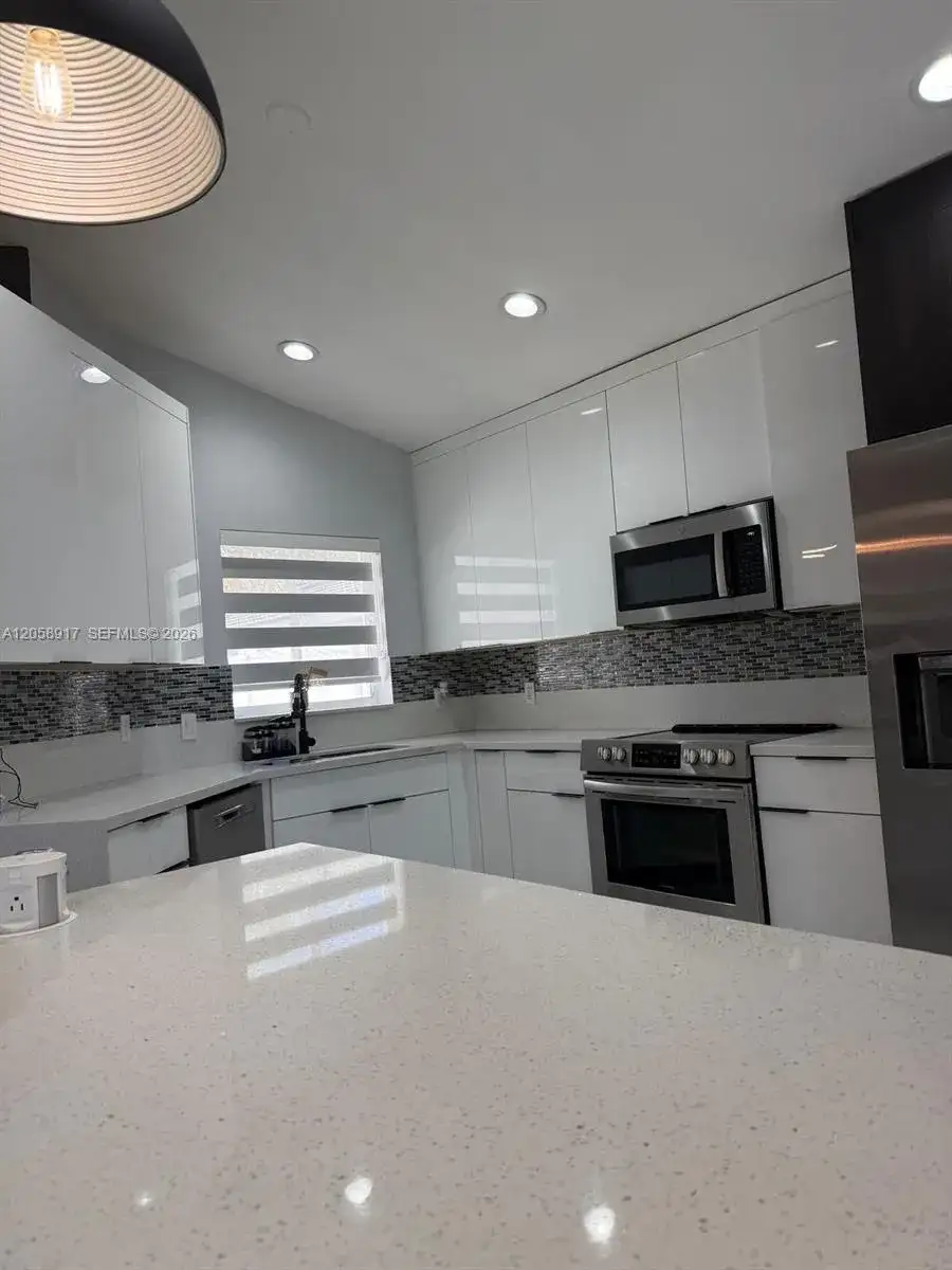 1970 NW 178th Ter # 1, Pembroke Pines FL 33029 photo 4
