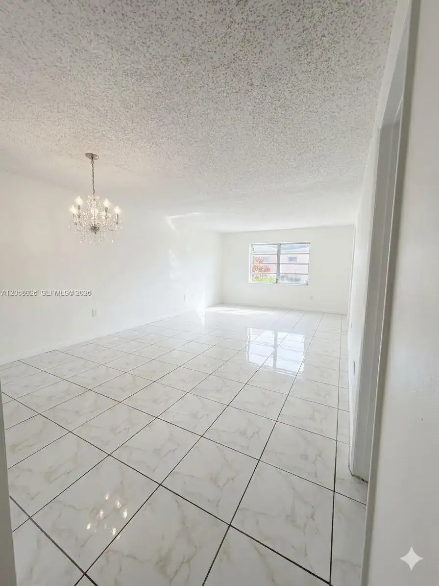 19051 NE 2nd Ave # 1503, Miami FL 33179 photo 4