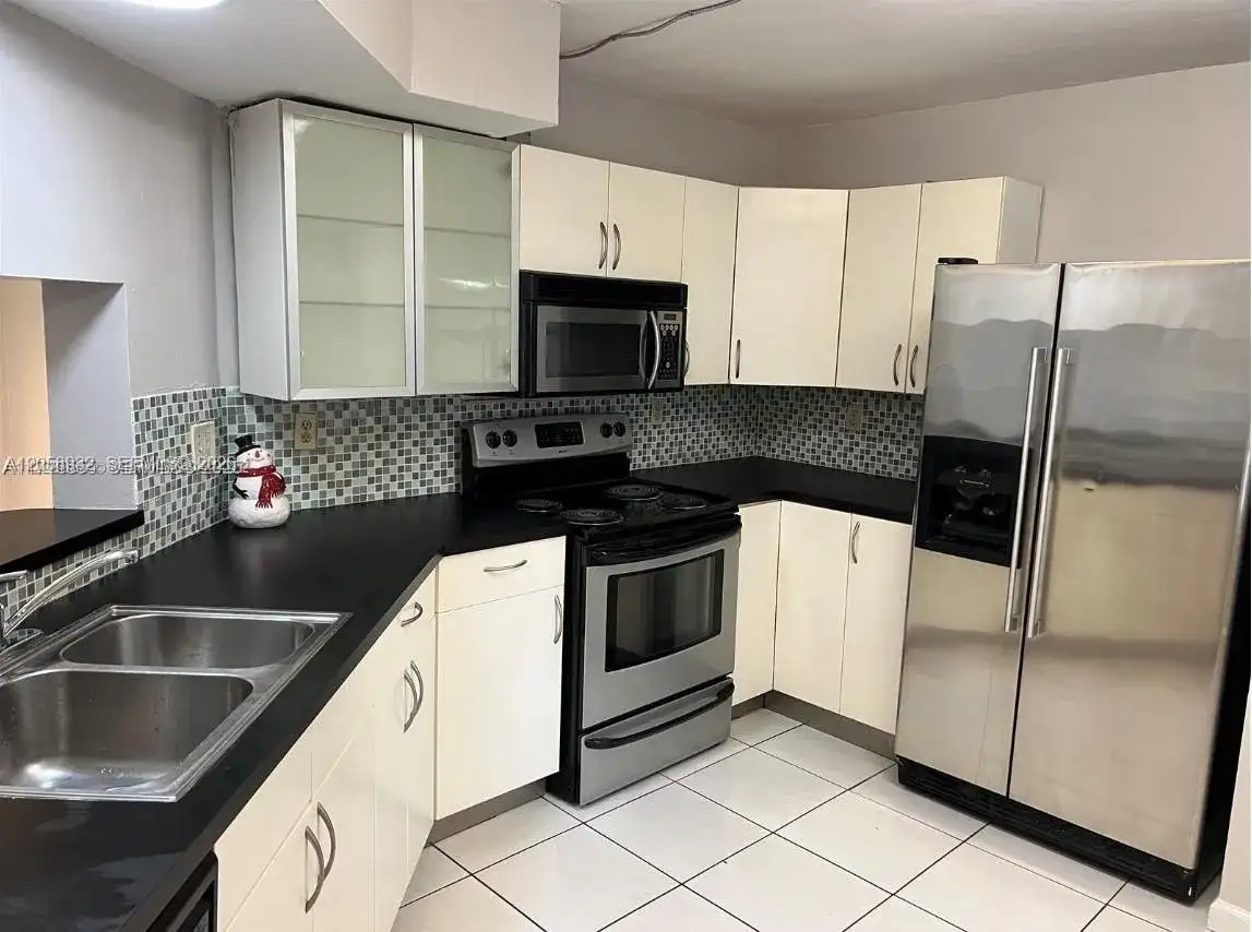 1149 Independence Trl # 1149G, Homestead FL 33034 photo 2