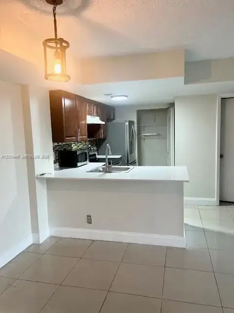 10757 Cleary Blvd # 112, Plantation FL 33324 photo 5