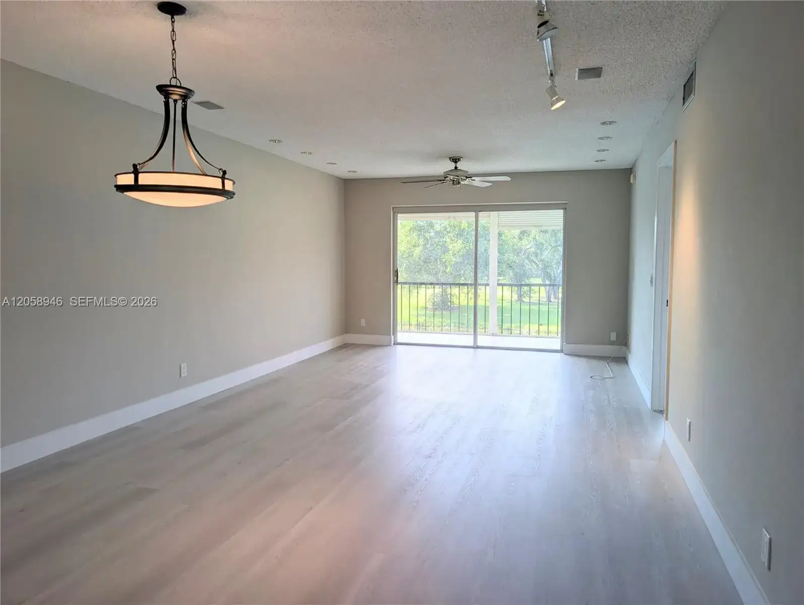 820 S Hollybrook Dr # 303, Pembroke Pines FL 33025 photo 2