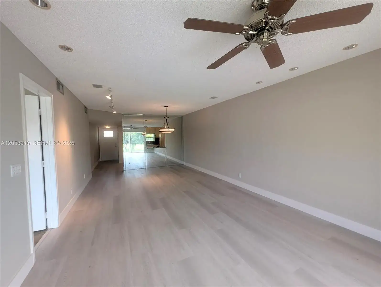 820 S Hollybrook Dr # 303, Pembroke Pines FL 33025 photo 3