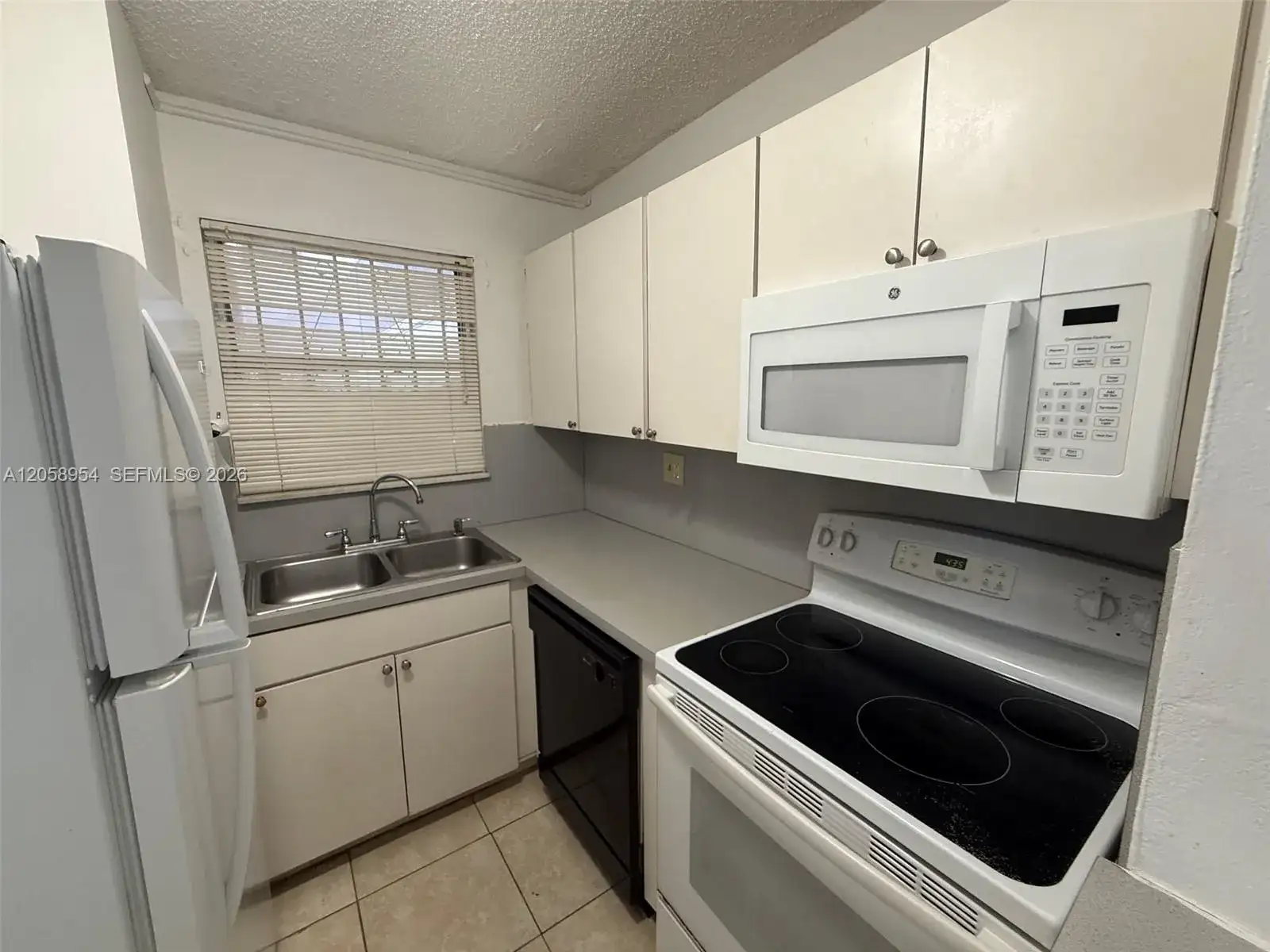 8841 W Flagler St # 202, Miami FL 33174 photo 2
