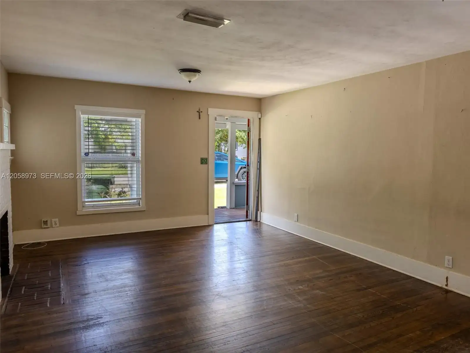 520 NE 129th St, North Miami FL 33161 photo 3