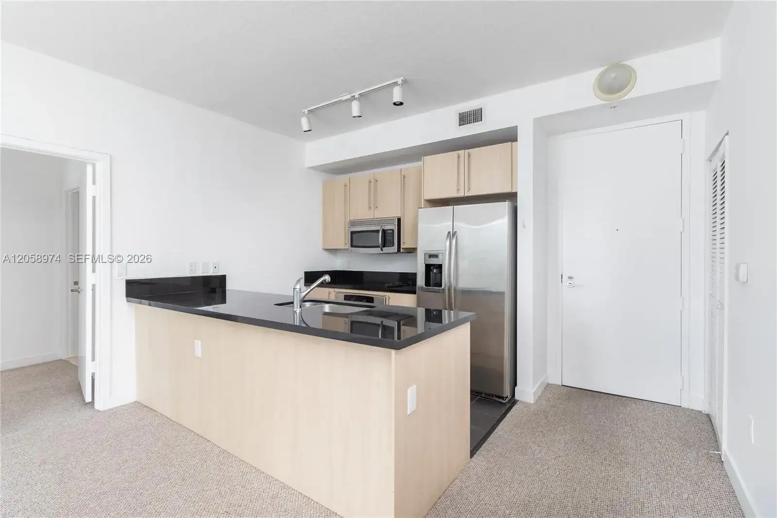 1111 SW 1st Ave, Miami FL 33130 photo 3