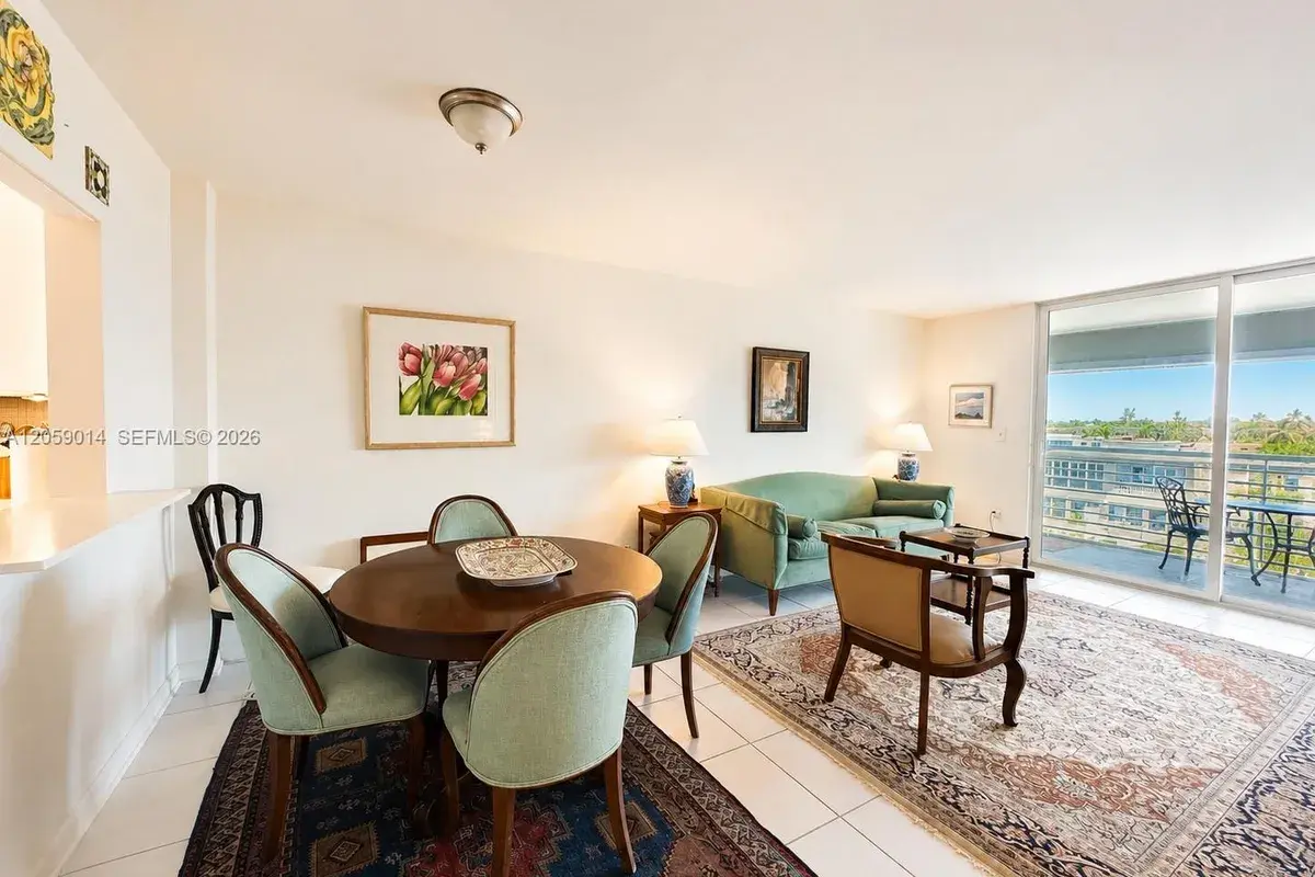 3750 NE 169th St # 409, North Miami Beach FL 33160