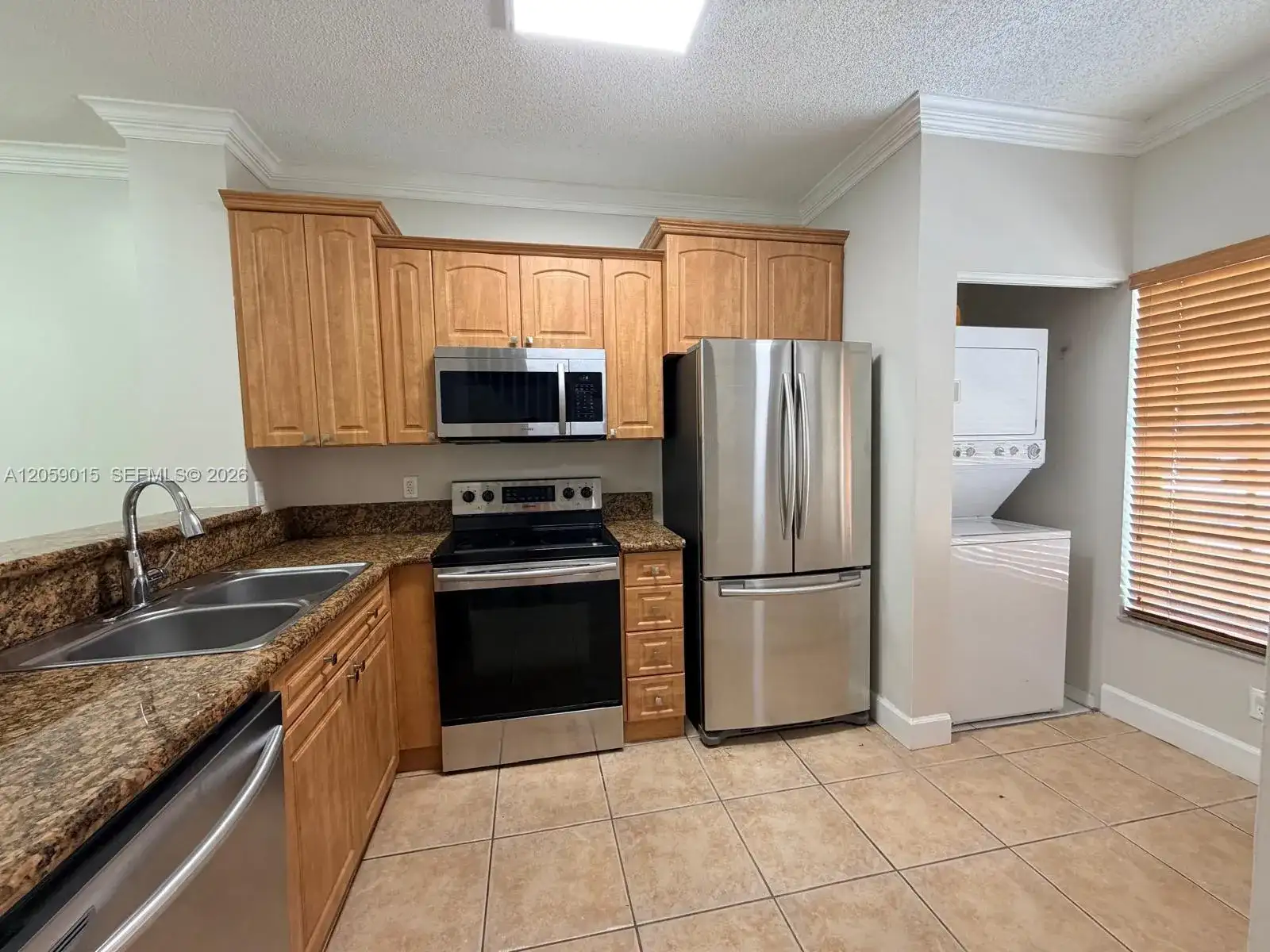 752 SW 122nd Ter, Pembroke Pines FL 33025 photo 3