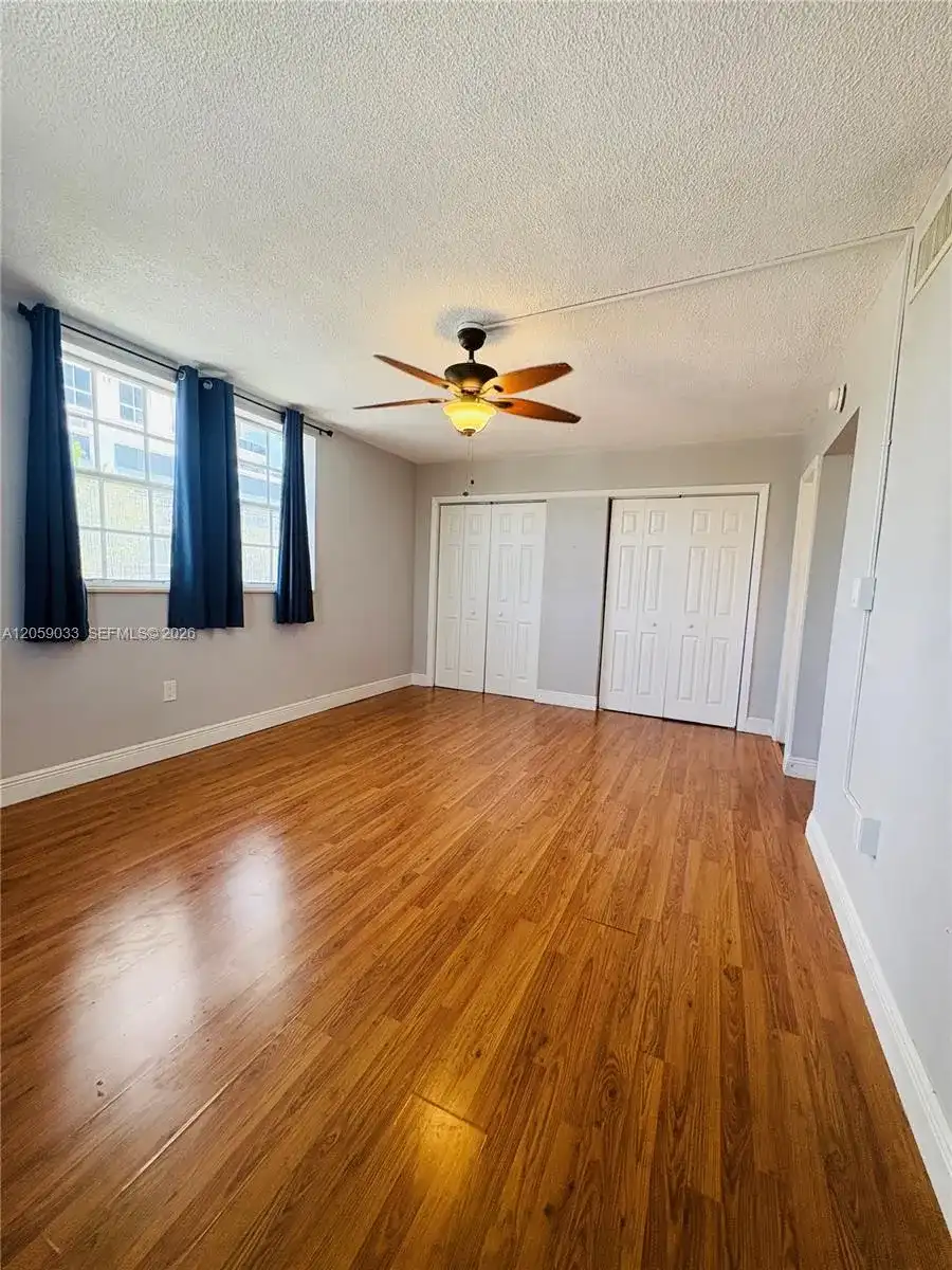 1770 79th St Cswy # D315, North Bay Village FL 33141