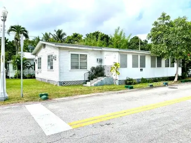 200 Florida Ave # 200, Coral Gables FL 33133