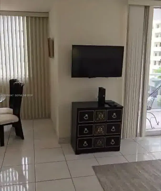 1849 S Ocean Dr # 501, Hallandale Beach FL 33009
