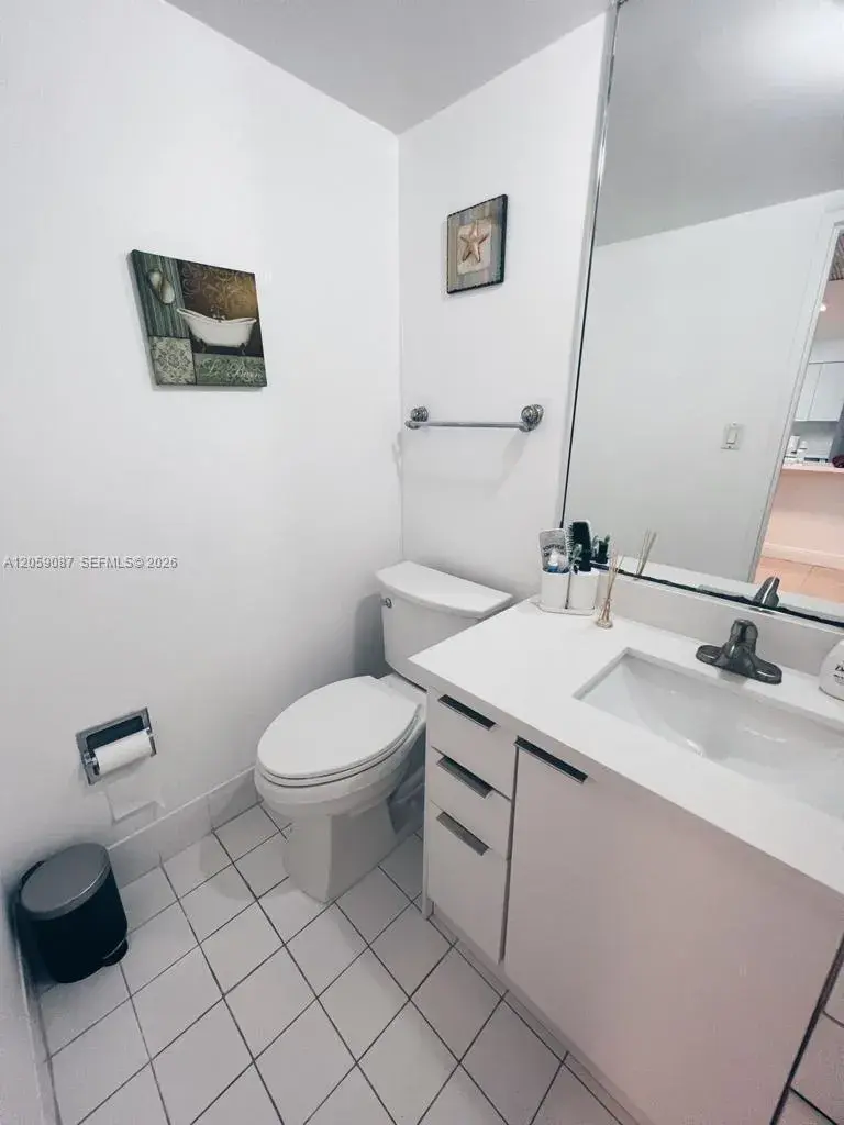 5161 Collins Ave # 1510, Miami Beach FL 33140