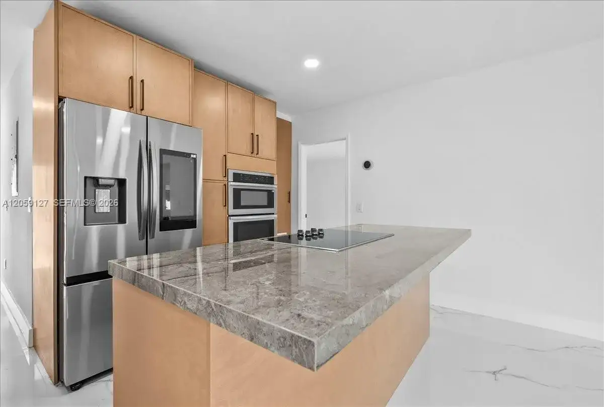 3389 NW 14th Ave, Miami FL 33142 photo 3