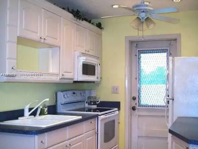 1007 N 19th Ave # 19, Hollywood FL 33020 photo 2