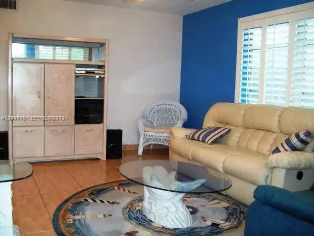 1007 N 19th Ave # 19, Hollywood FL 33020 photo 4