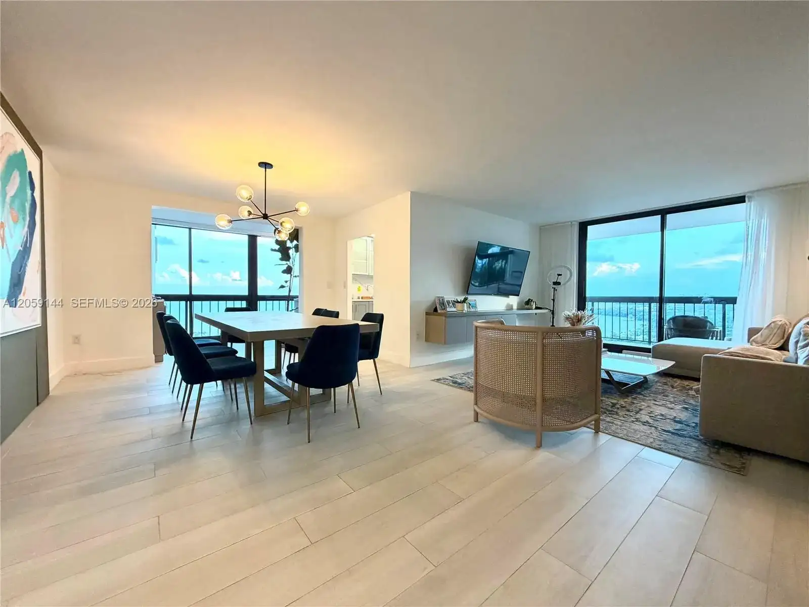 2333 Brickell Ave # 2512, Miami FL 33129 photo 2