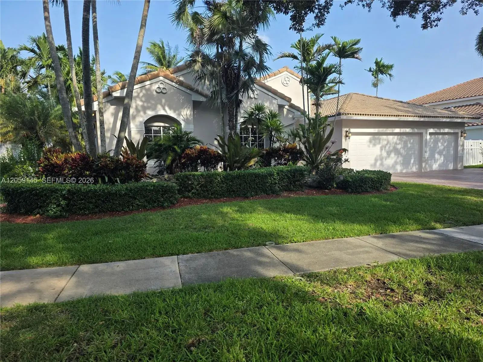 4045 SW 151st Ter, Miramar FL 33027 photo 2