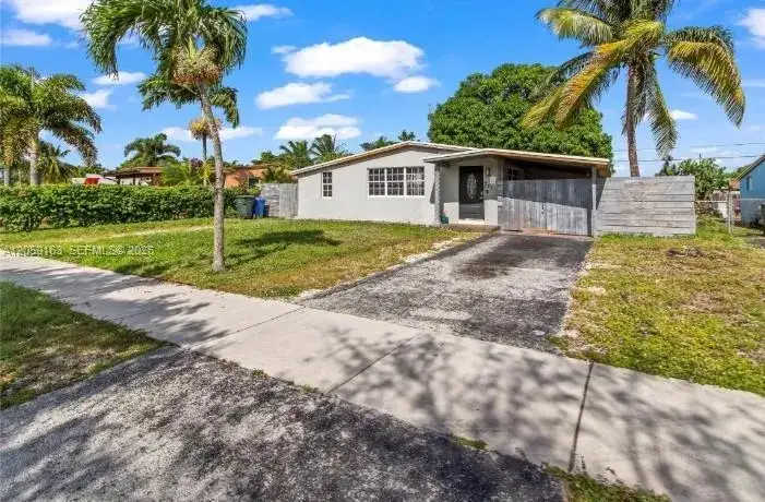 741 NE 58th St, Oakland Park FL 33334