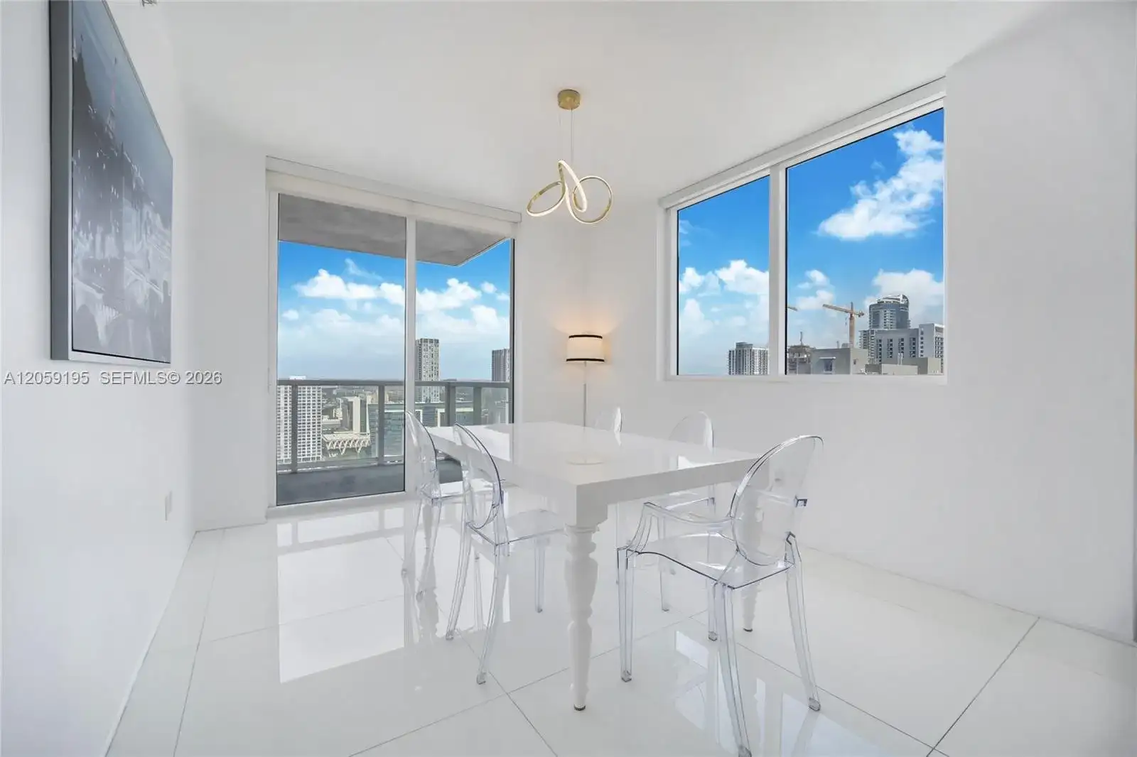 253 NE 2nd St # 3302, Miami FL 33132 photo 5
