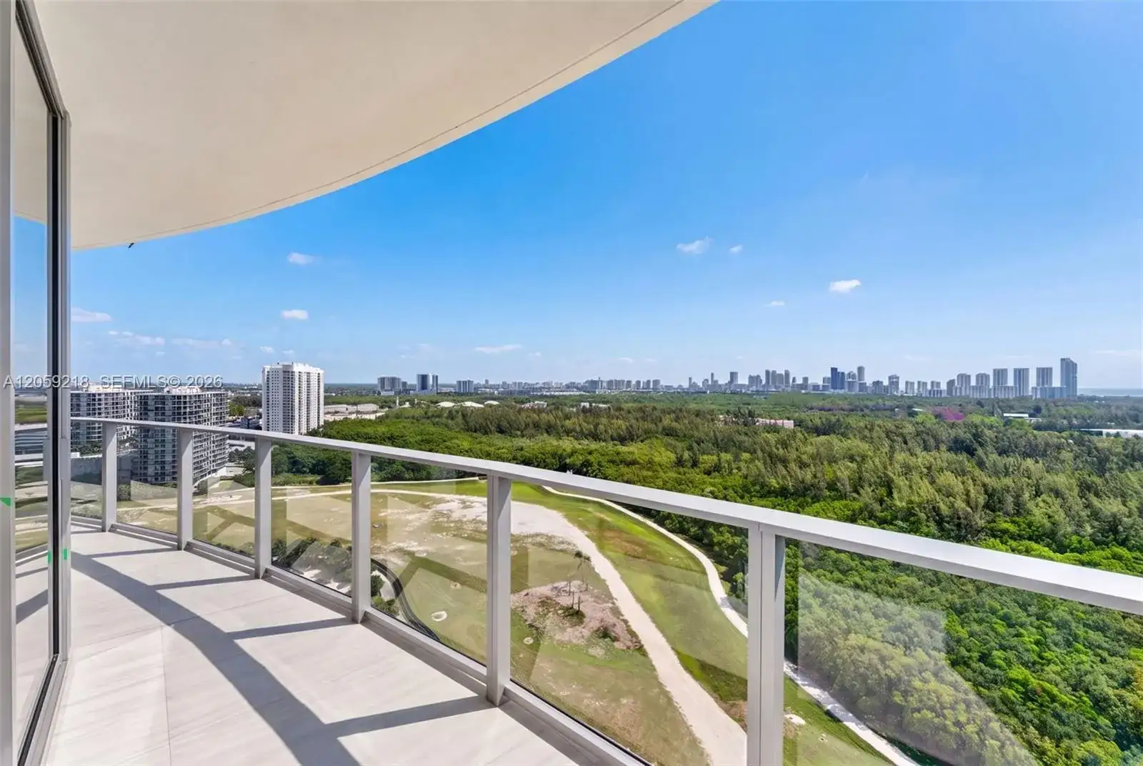 2411 Laguna Circle # 2011, North Miami FL 33181 photo 5