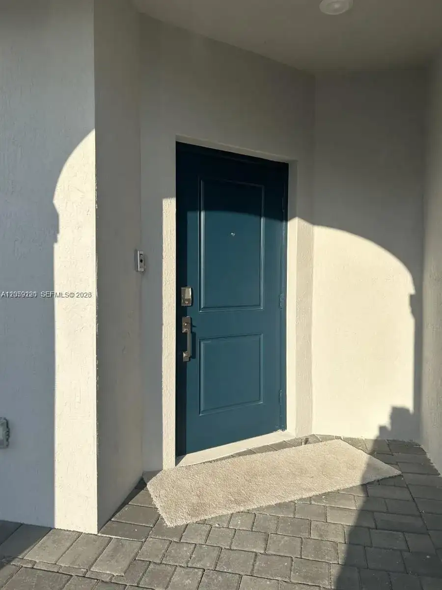 28481 SW 132nd Ct, Homestead FL 33033 photo 3