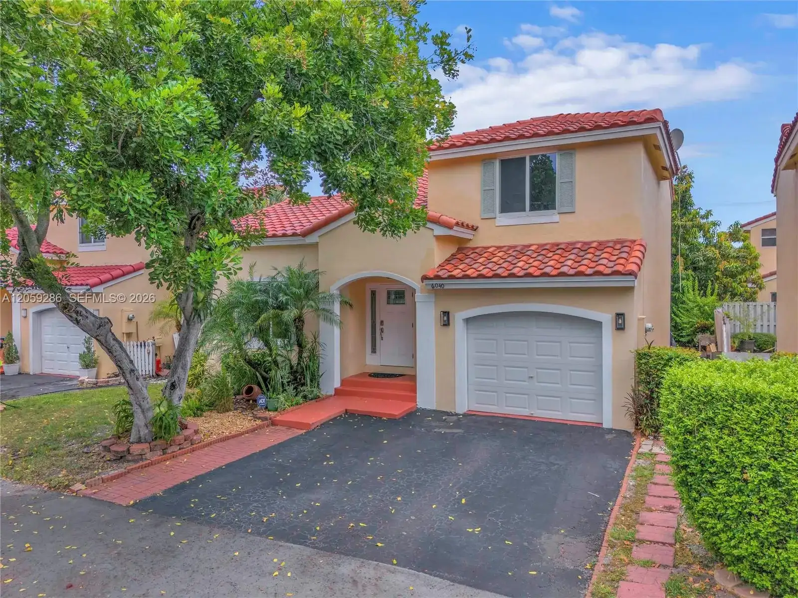 6040 NW 44th Lane, Coconut Creek FL 33073 photo 2