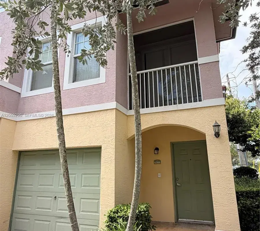 6306 W Sample Rd # 6306, Coral Springs FL 33067