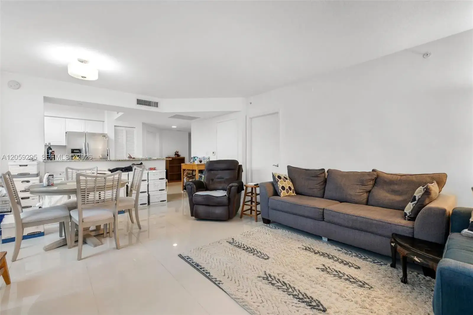 19501 W Country Club Dr # 309, Aventura FL 33180 photo 5