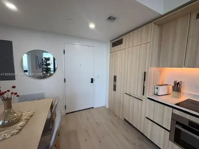 225 N Miami Ave # 2602, Miami FL 33128 photo 5