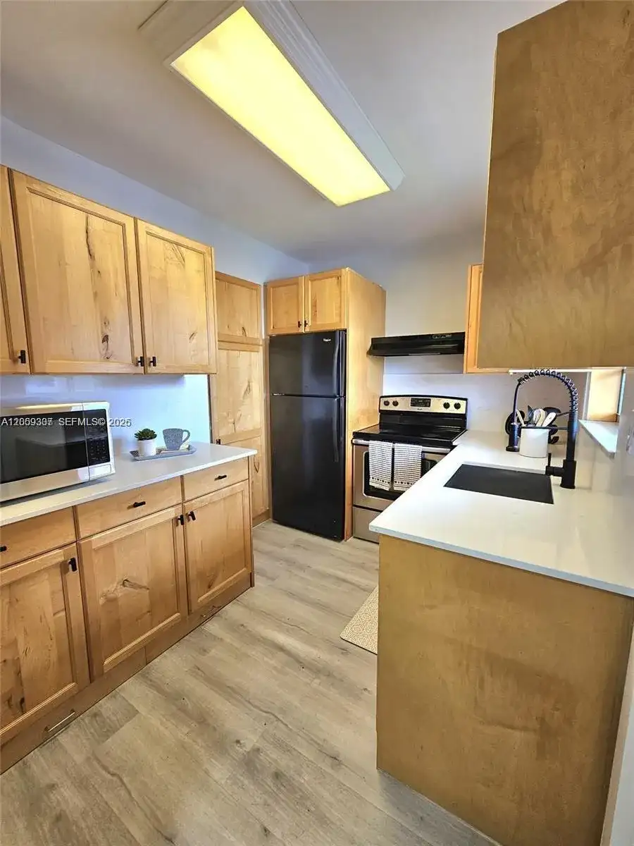 1490 NW 43rd Ave # 301, Lauderhill FL 33313 photo 4