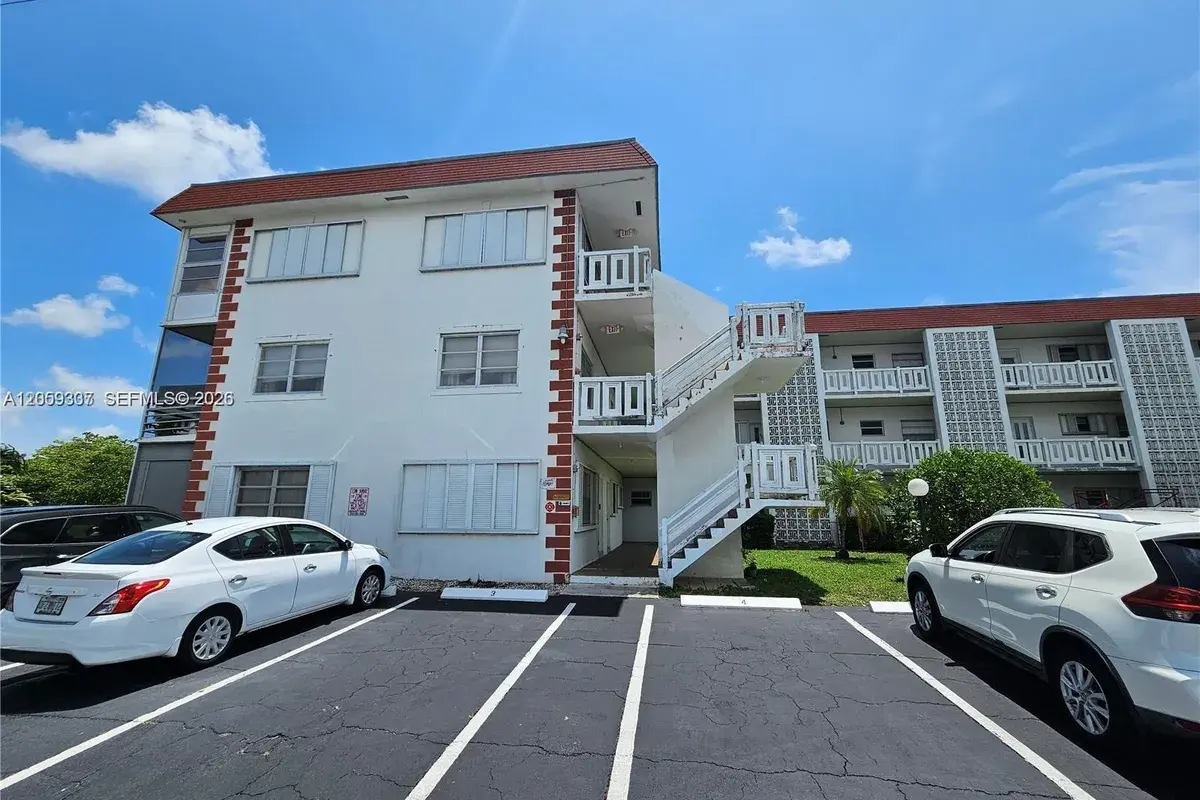 1490 NW 43rd Ave # 301, Lauderhill FL 33313