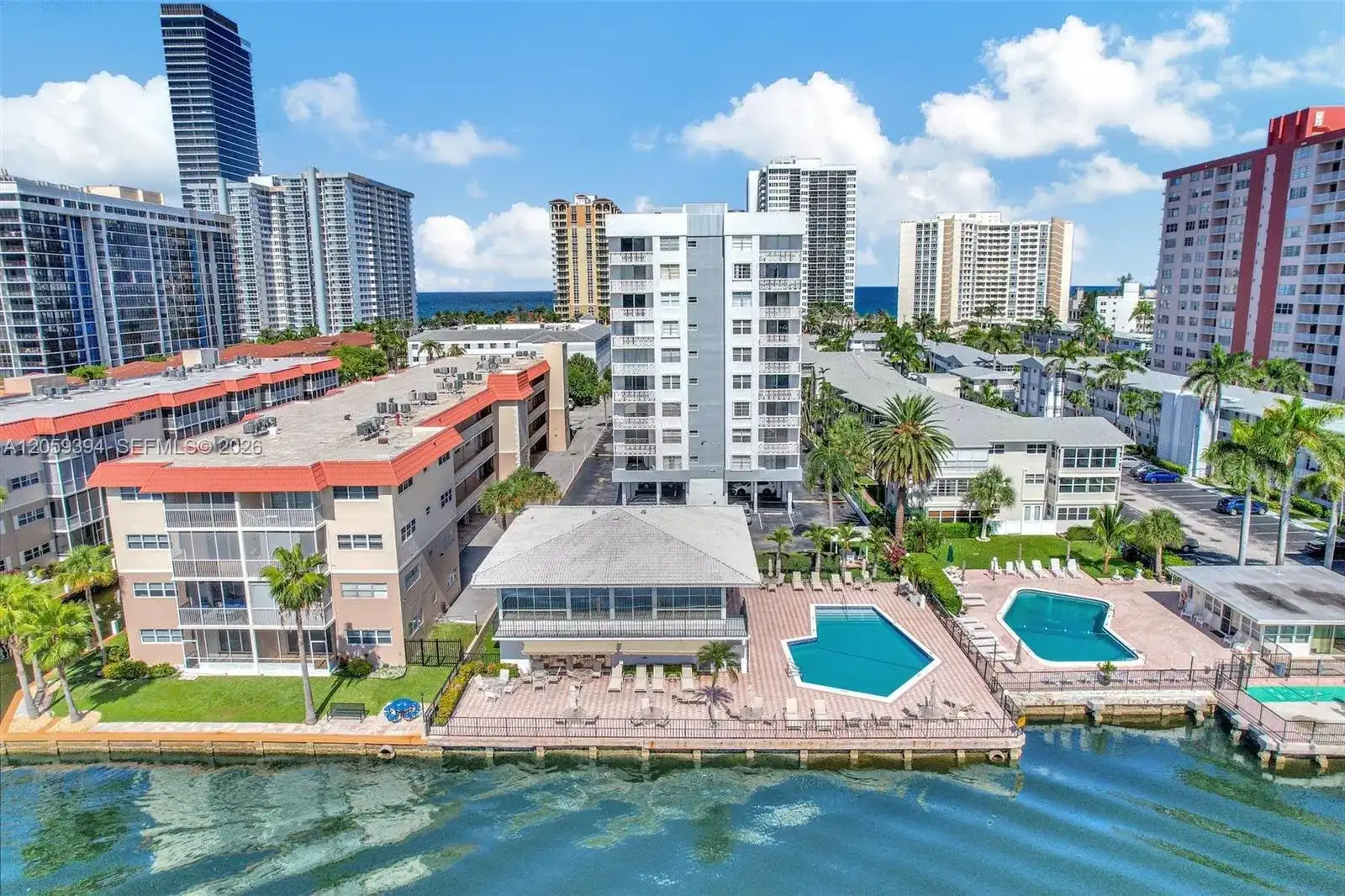 3113 S Ocean Dr # 804, Hallandale Beach FL 33009