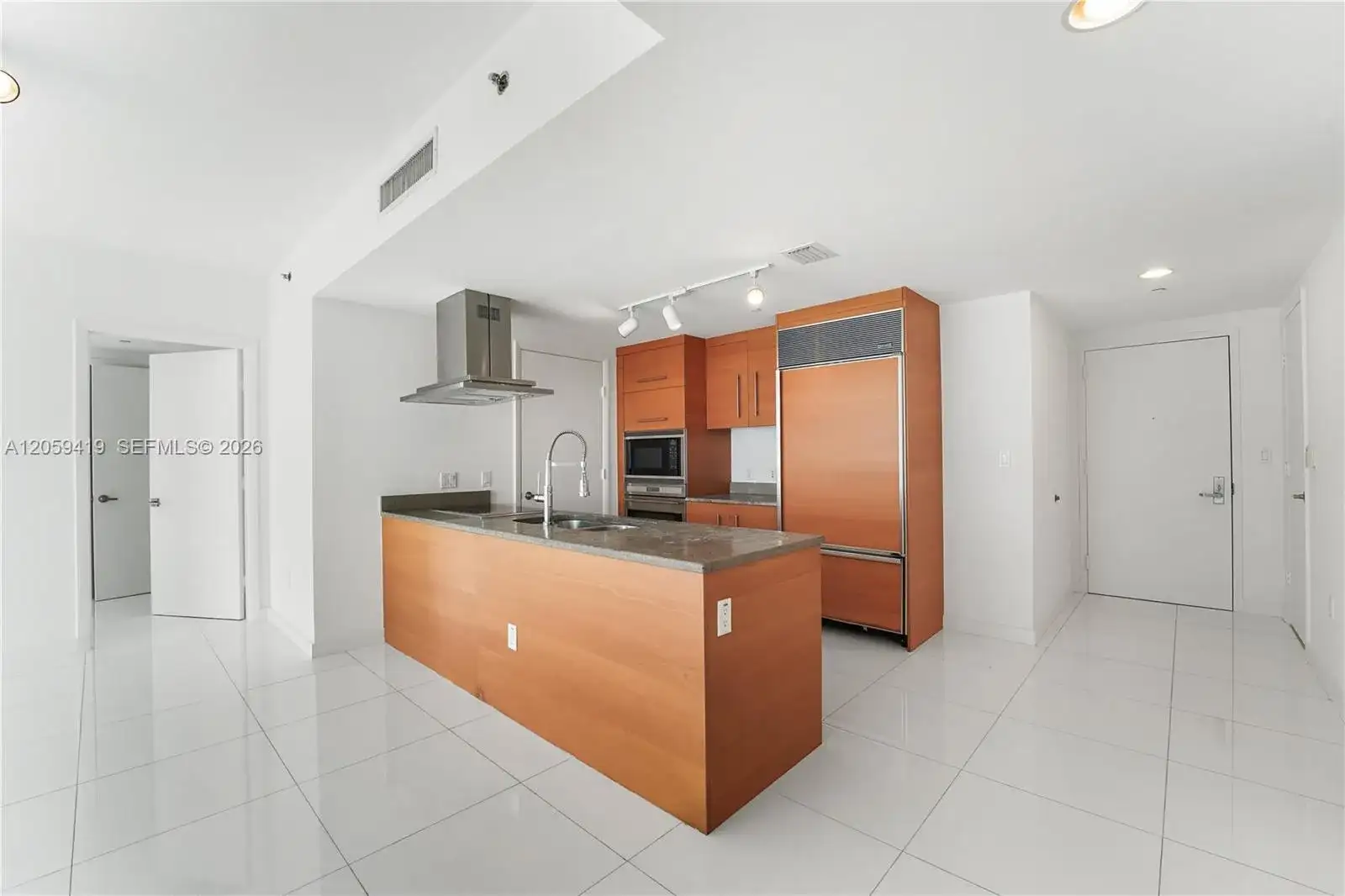 495 Brickell Ave # 3311, Miami FL 33131 photo 3