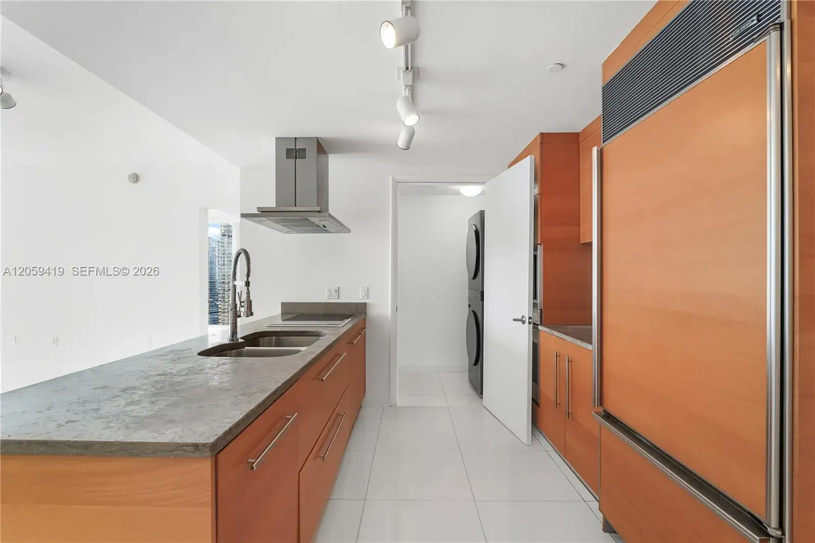 495 Brickell Ave # 3311, Miami FL 33131 photo 5
