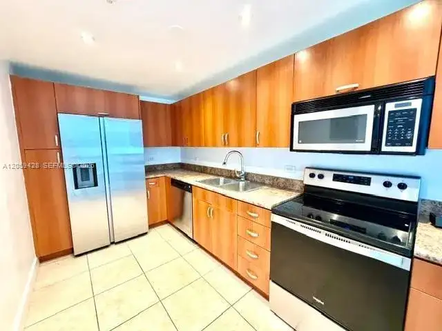 7501 E Treasure Dr # 5H, North Bay Village FL 33141 photo 5