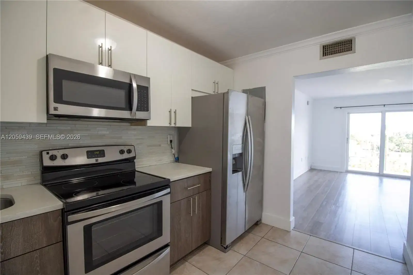 4758 W Flagler St # 14, Miami FL 33134 photo 5