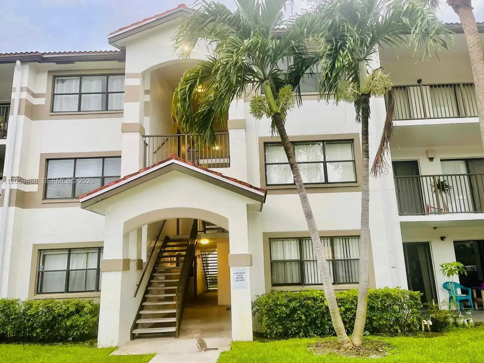 540 S Park Road # 9, Hollywood FL 33021