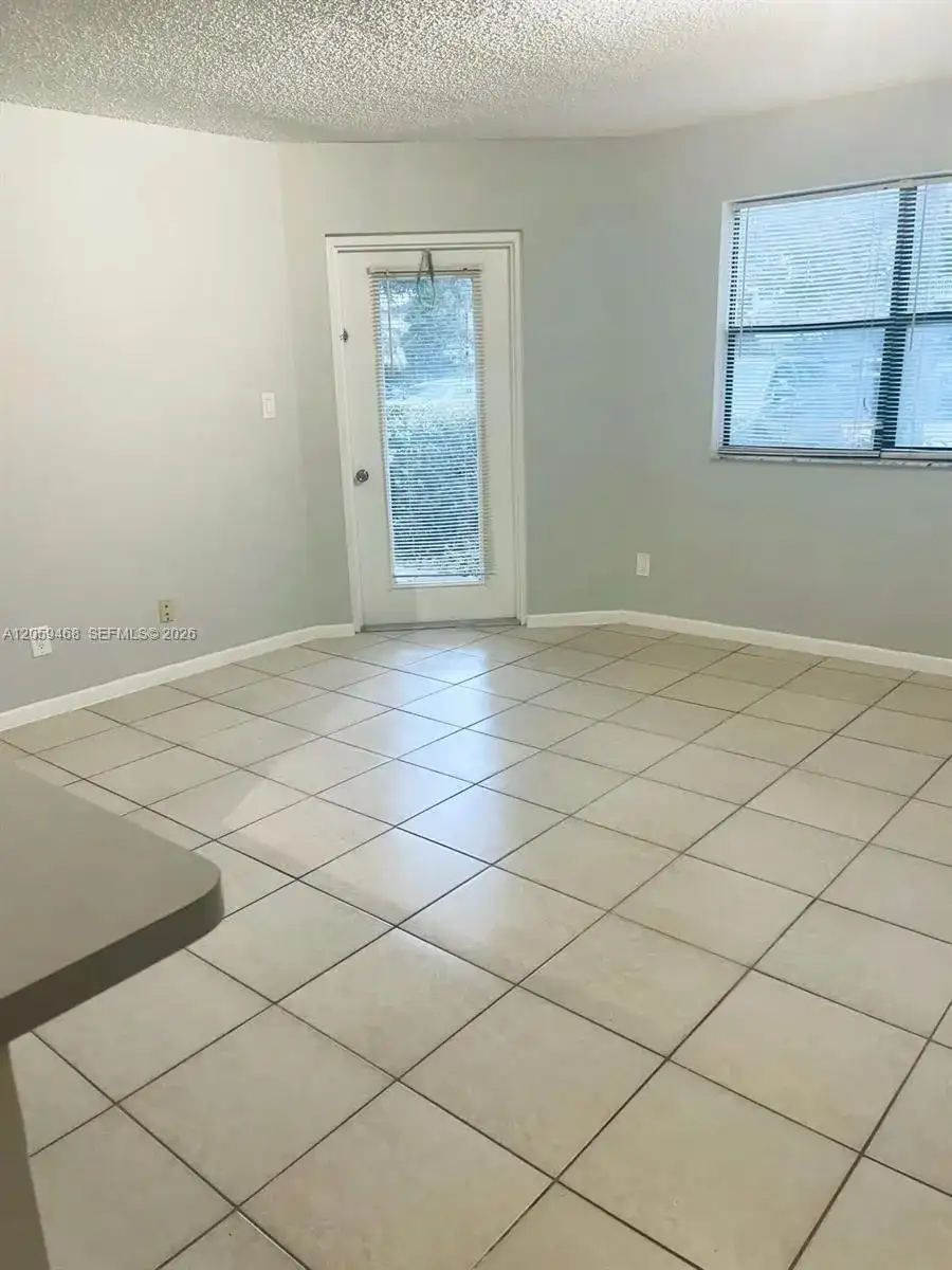 540 S Park Road # 9, Hollywood FL 33021 photo 4
