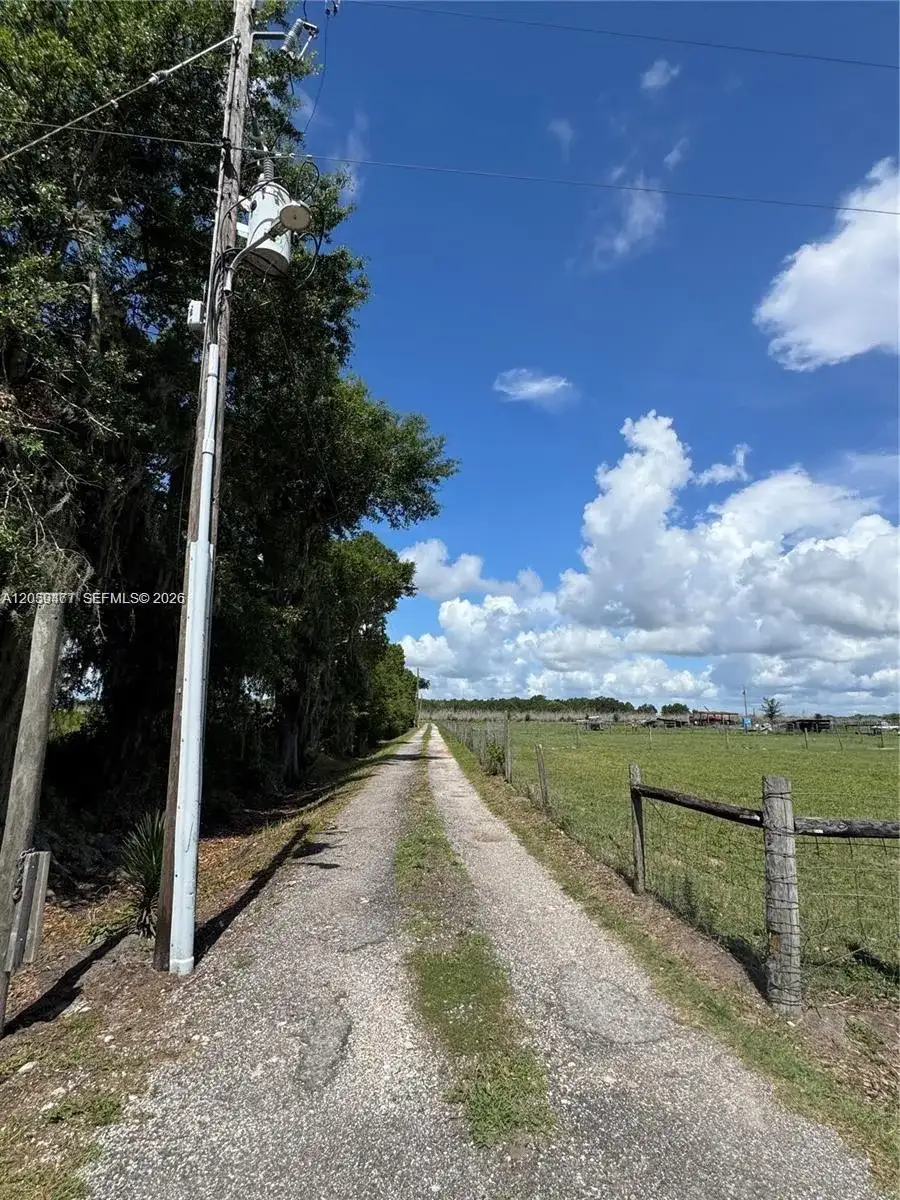 476 N Barlow Rd # 2, Other City - In The State Of Florida FL 33873 photo 3