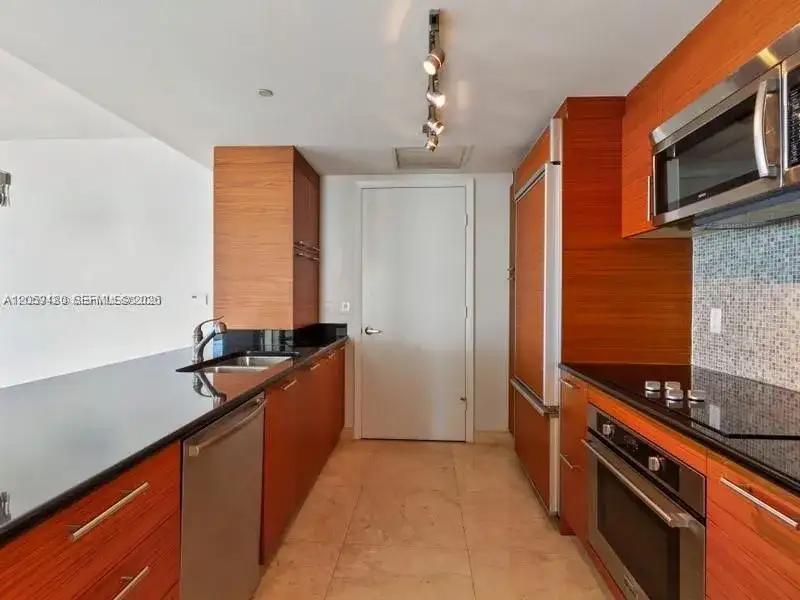 50 Biscayne Blvd # 2502, Miami FL 33132 photo 2