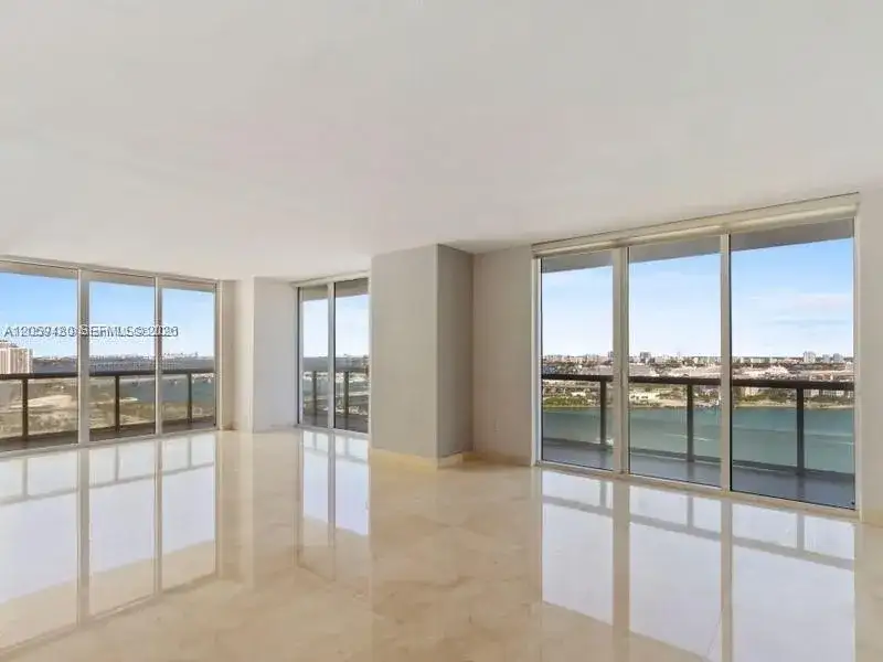 50 Biscayne Blvd # 2502, Miami FL 33132 photo 4