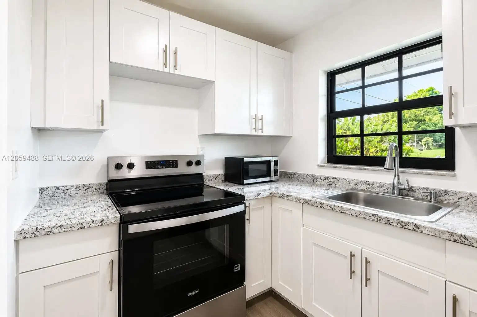 2401 NW 52nd St, Tamarac FL 33309 photo 3