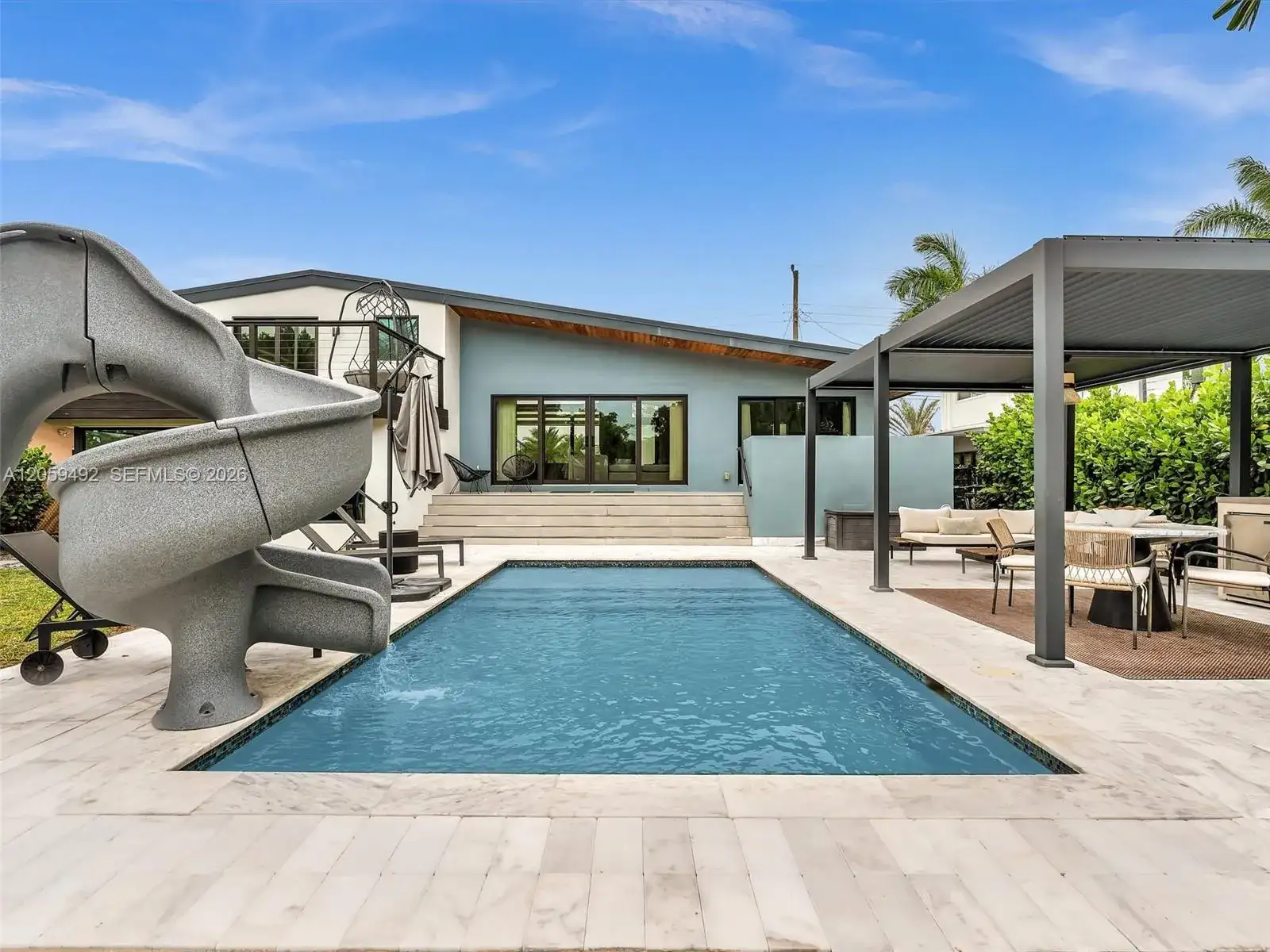 2448 Okeechobee Ln, Fort Lauderdale FL 33312 photo 3