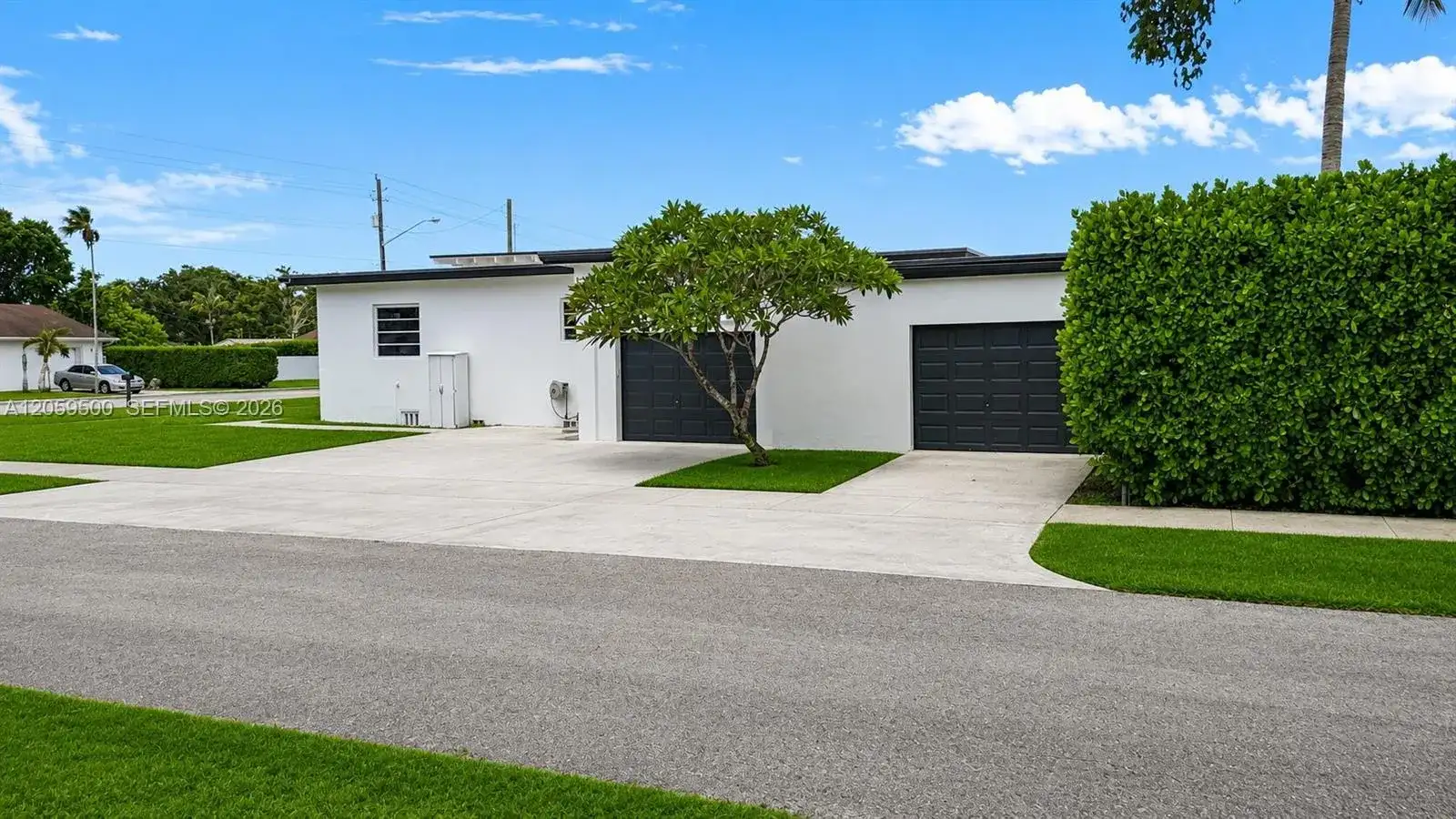 112 NE 17th St, Homestead FL 33030 photo 3