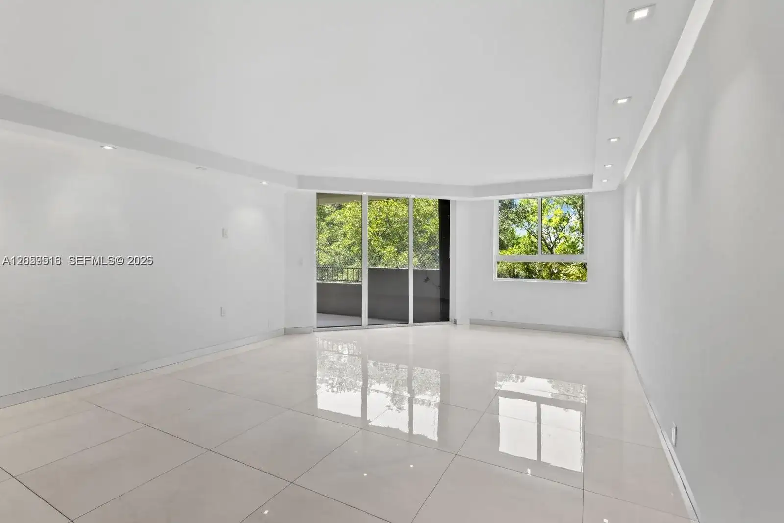 181 Crandon Blvd # 207, Key Biscayne FL 33149 photo 3