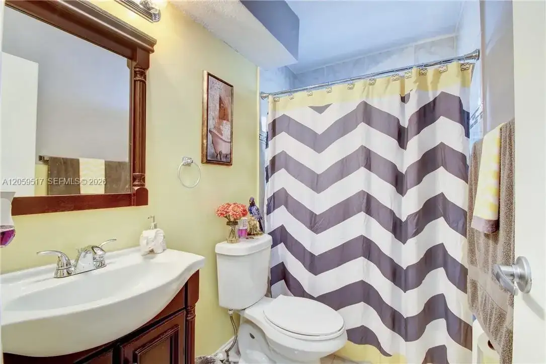 2330 NW 81st Ave, Sunrise FL 33322 photo 5